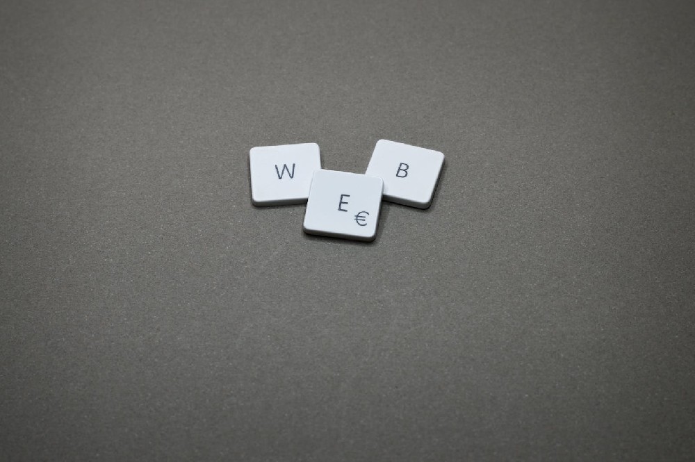 web开发与设计在软件技术中的作用